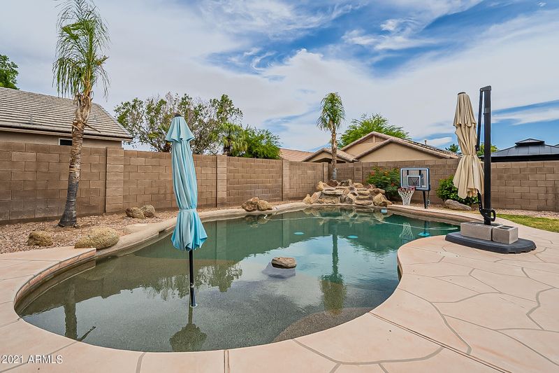 8005 W Quail Ave, Peoria, AZ 85382
