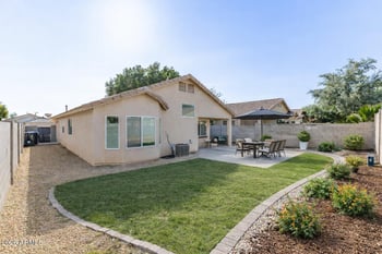 8006 Salter Dr, Peoria, AZ 85382