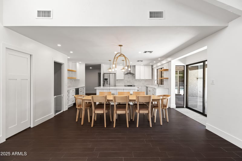 8007 Del Tesoro Dr, Scottsdale, AZ 85258