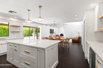 8007 Del Tesoro Dr, Scottsdale, AZ 85258