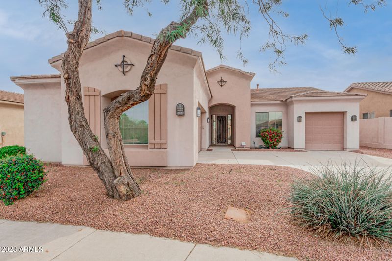 8007 S 19th Way, Phoenix, AZ 85042