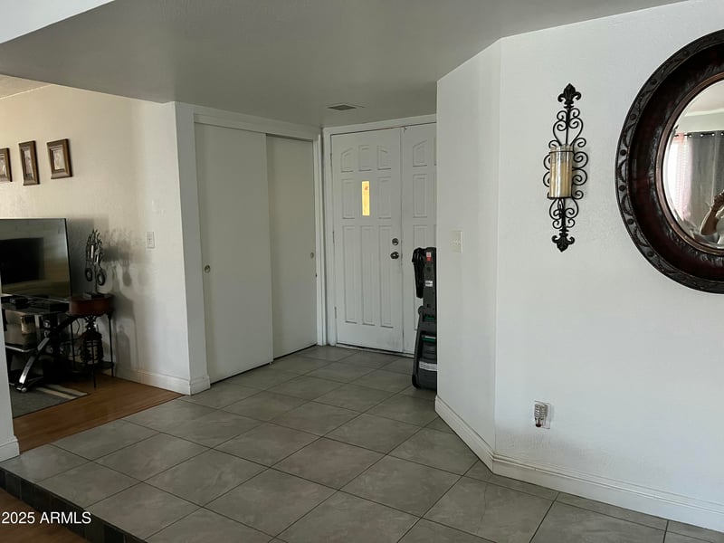 8007 Tuckey Ln, Glendale, AZ 85303