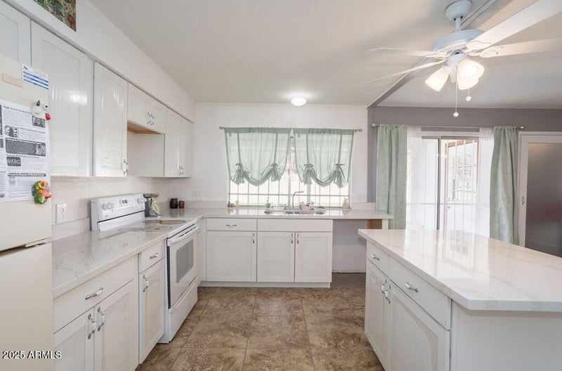 8008 42nd Ave, Phoenix, AZ 85051