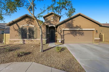 8008 42nd Ln, Laveen, AZ 85339