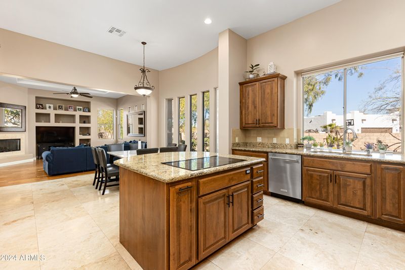 8008 S 20th Ave, Phoenix, AZ 85041
