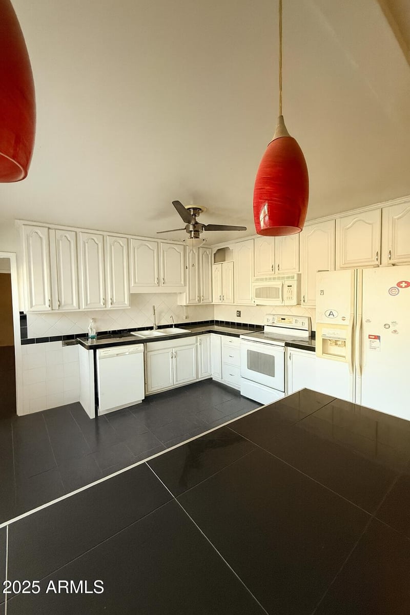 8008 Whitton Ave, Scottsdale, AZ 85251