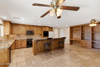 801 Aire Libre Ave, Phoenix, AZ 85022