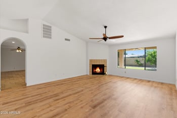 801 Aire Libre Ave, Phoenix, AZ 85022