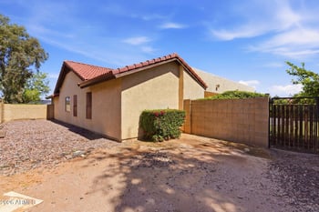 801 Aire Libre Ave, Phoenix, AZ 85022