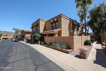 801 North Ln #1, Phoenix, AZ 85020