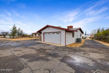 801 La Mesa Dr, Benson, AZ 85602