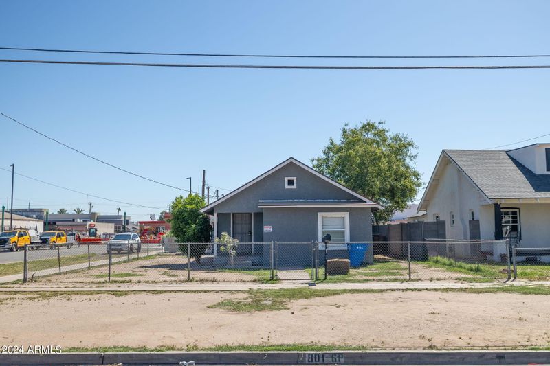 801 S 1st Ave, Phoenix, AZ 85003