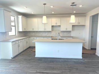 801 Sparrow Dr, Queen Creek, AZ 85140