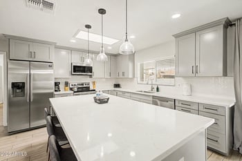 801 Todd Dr, Tempe, AZ 85283