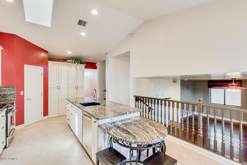 801 W San Mateo Dr, Gilbert, AZ 85233