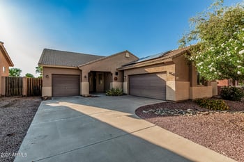 8010 15th Way, Phoenix, AZ 85042