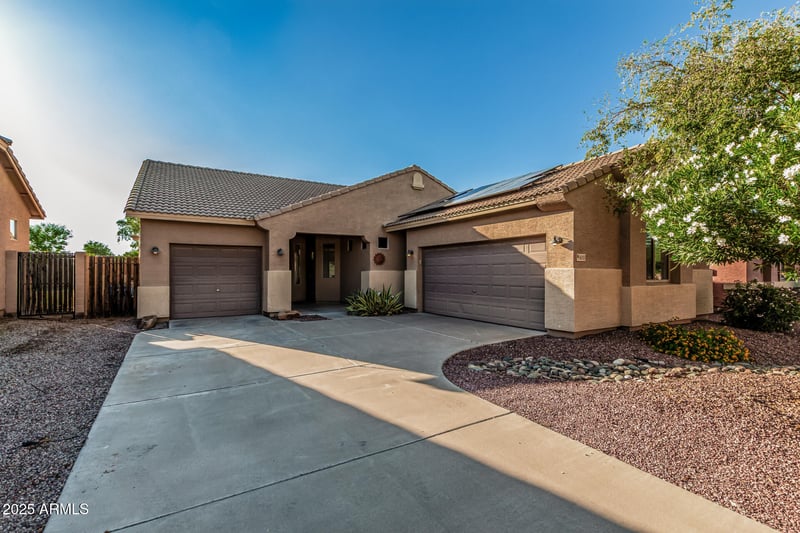 8010 15th Way, Phoenix, AZ 85042