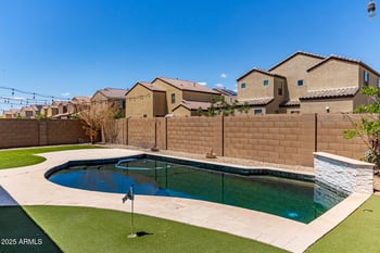 8010 Atlantis Way, Phoenix, AZ 85043