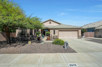 8010 Clara Ln, Peoria, AZ 85382