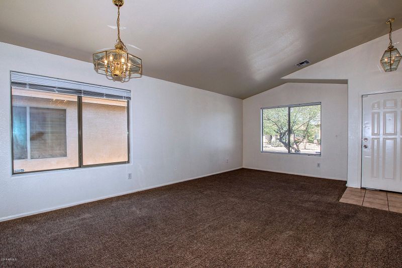 8010 S 48th Dr, Laveen, AZ 85339