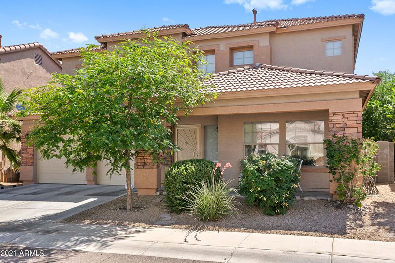 8011 S 5th Ln, Phoenix, AZ 85041