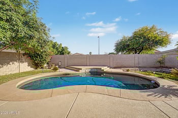 8013 Crown King Rd, Phoenix, AZ 85043