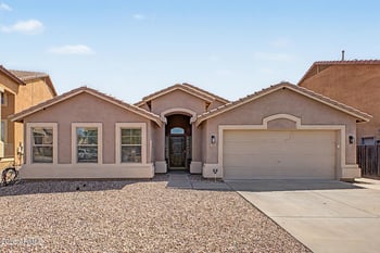 8013 W Cordes Rd, Phoenix, AZ 85043