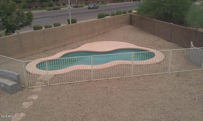 8014 W Payson Rd, Phoenix, AZ 85043