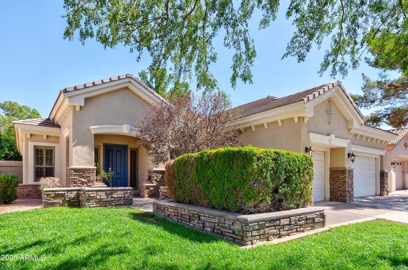 8015 Michele Ln, Tempe, AZ 85284