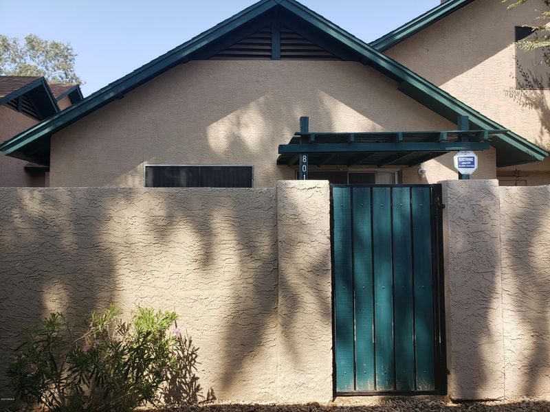 8015 N 48th Ave, Glendale, AZ 85302