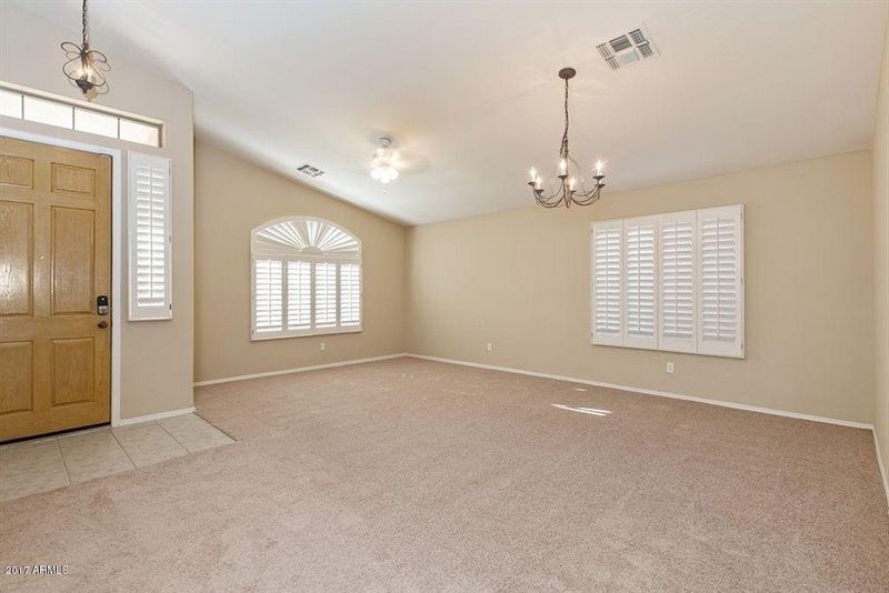 8016 W Hilton Ave, Phoenix, AZ 85043
