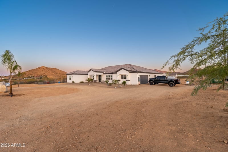 8017 143rd Ave, Goodyear, AZ 85338