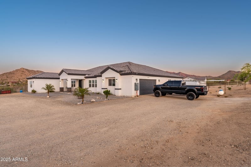 8017 143rd Ave, Goodyear, AZ 85338