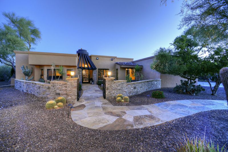 8017 E Sands Dr, Scottsdale, AZ 85255