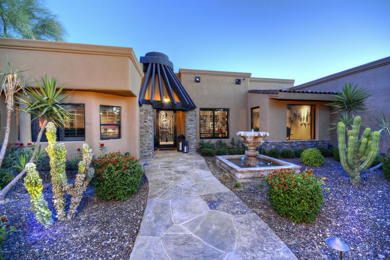 8017 E Sands Dr, Scottsdale, AZ 85255
