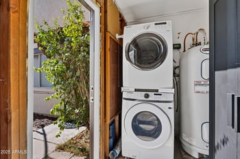 8017 Glenrosa Ave, Scottsdale, AZ 85251