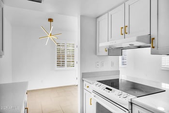 8017 Glenrosa Ave, Scottsdale, AZ 85251