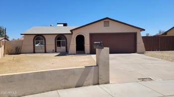 8017 Meadowbrook Ave, Phoenix, AZ 85033