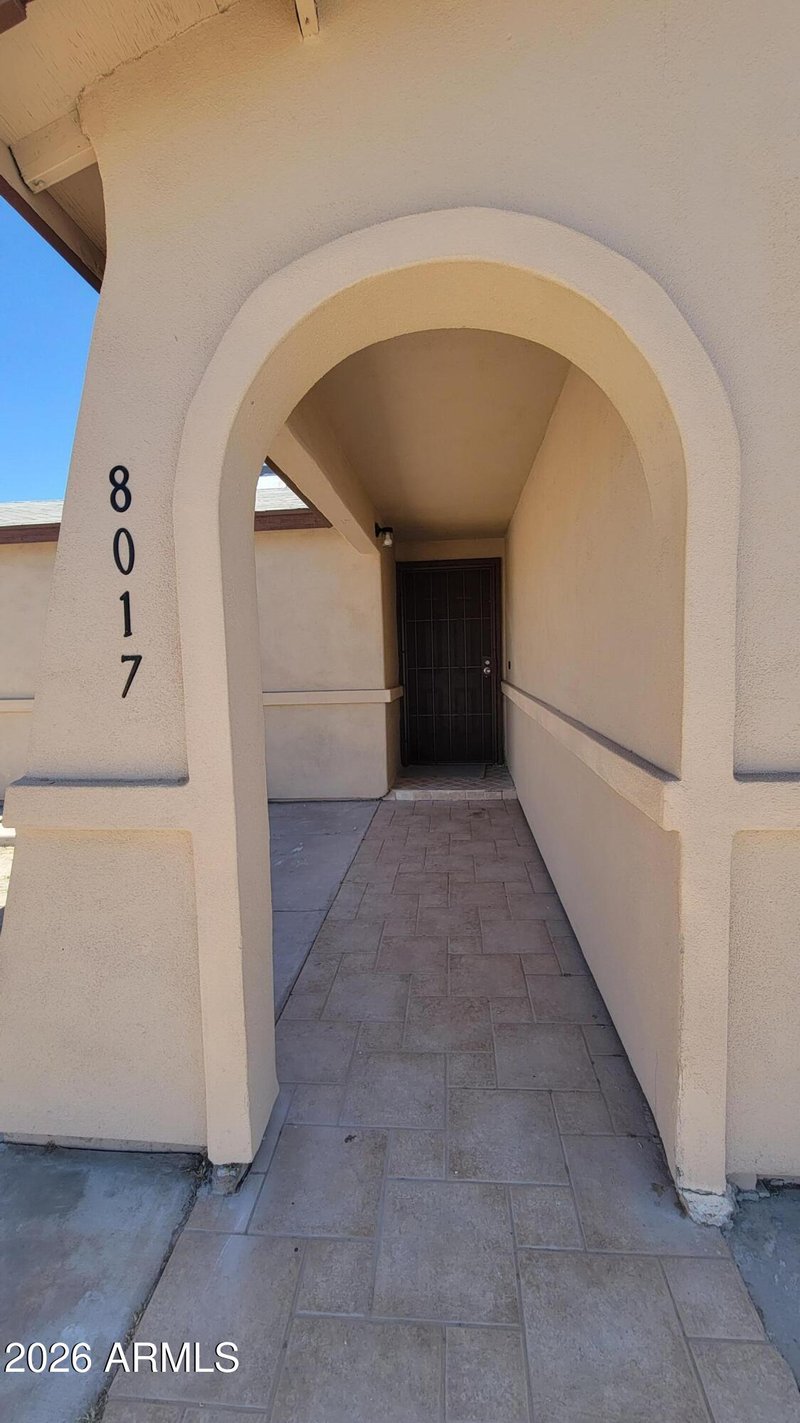8017 Meadowbrook Ave, Phoenix, AZ 85033