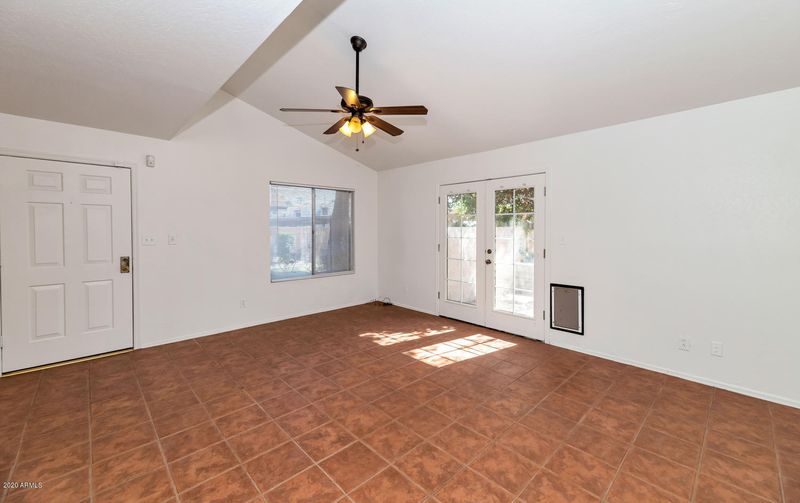 8019 N 48th Ave, Glendale, AZ 85302