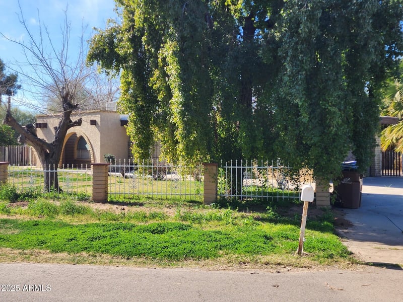 802 Alzora Way, Tolleson, AZ 85353