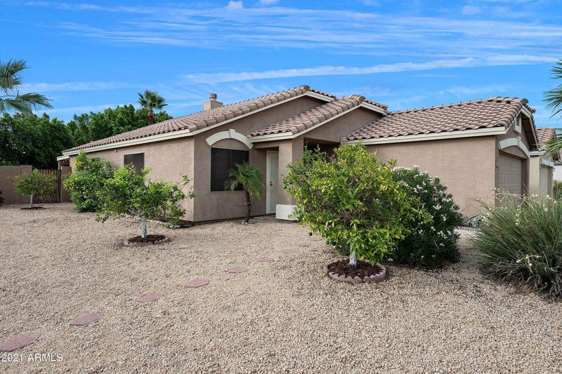802 E Potter Dr, Phoenix, AZ 85024