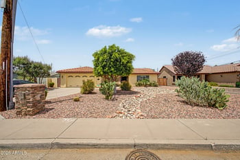 802 Roberts Rd, Phoenix, AZ 85022