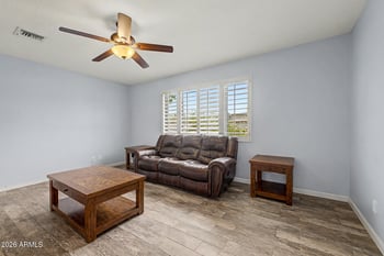 802 Roberts Rd, Phoenix, AZ 85022