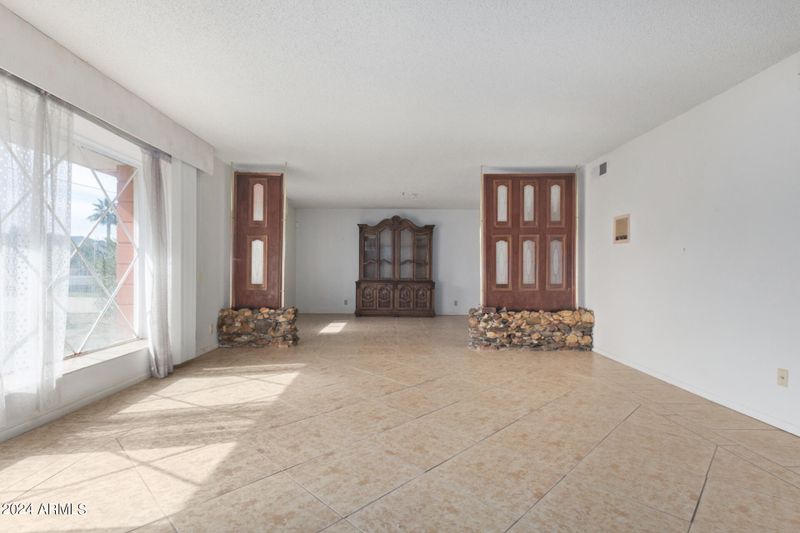 802 E South Mountain Ave, Phoenix, AZ 85042
