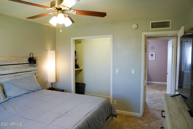 802 N 96th St, Mesa, AZ 85207