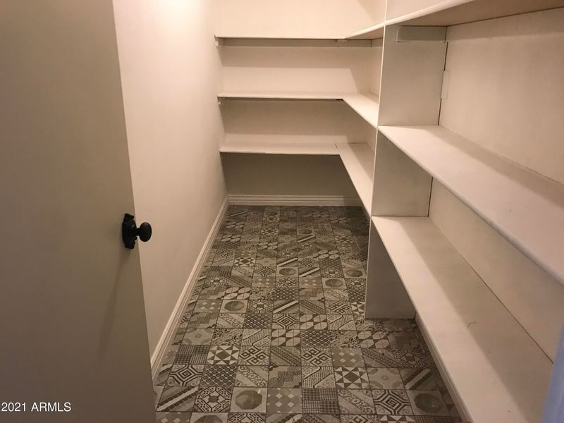 802 W Kerry Ln, Phoenix, AZ 85027