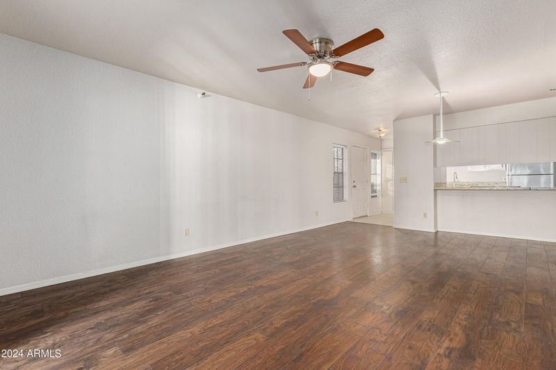 8020 E Thomas Rd #213, Scottsdale, AZ 85251