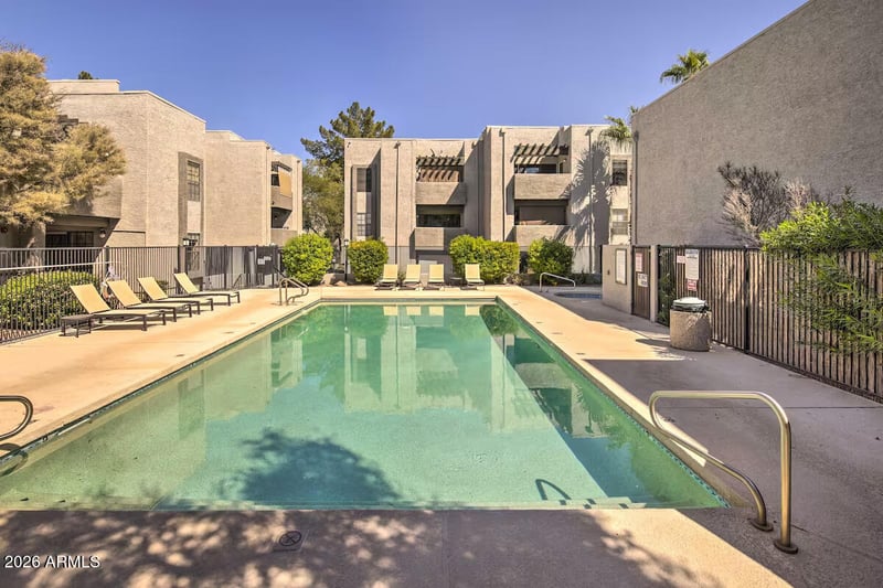 8020 Thomas Rd #318, Scottsdale, AZ 85251