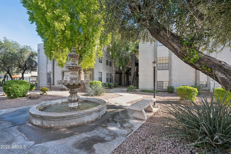 8020 Thomas Rd #329, Scottsdale, AZ 85251